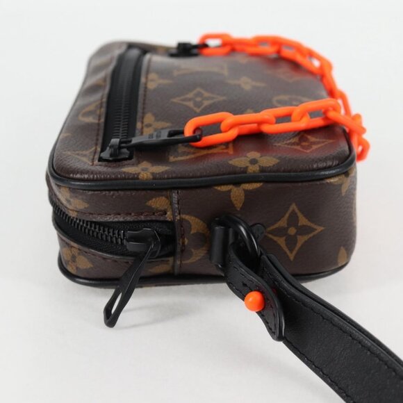 LOUIS VUITTON Monogram Solar Powered Ray Pochette Volga Bag M44482 Auth 131810M - Picture 4 of 16